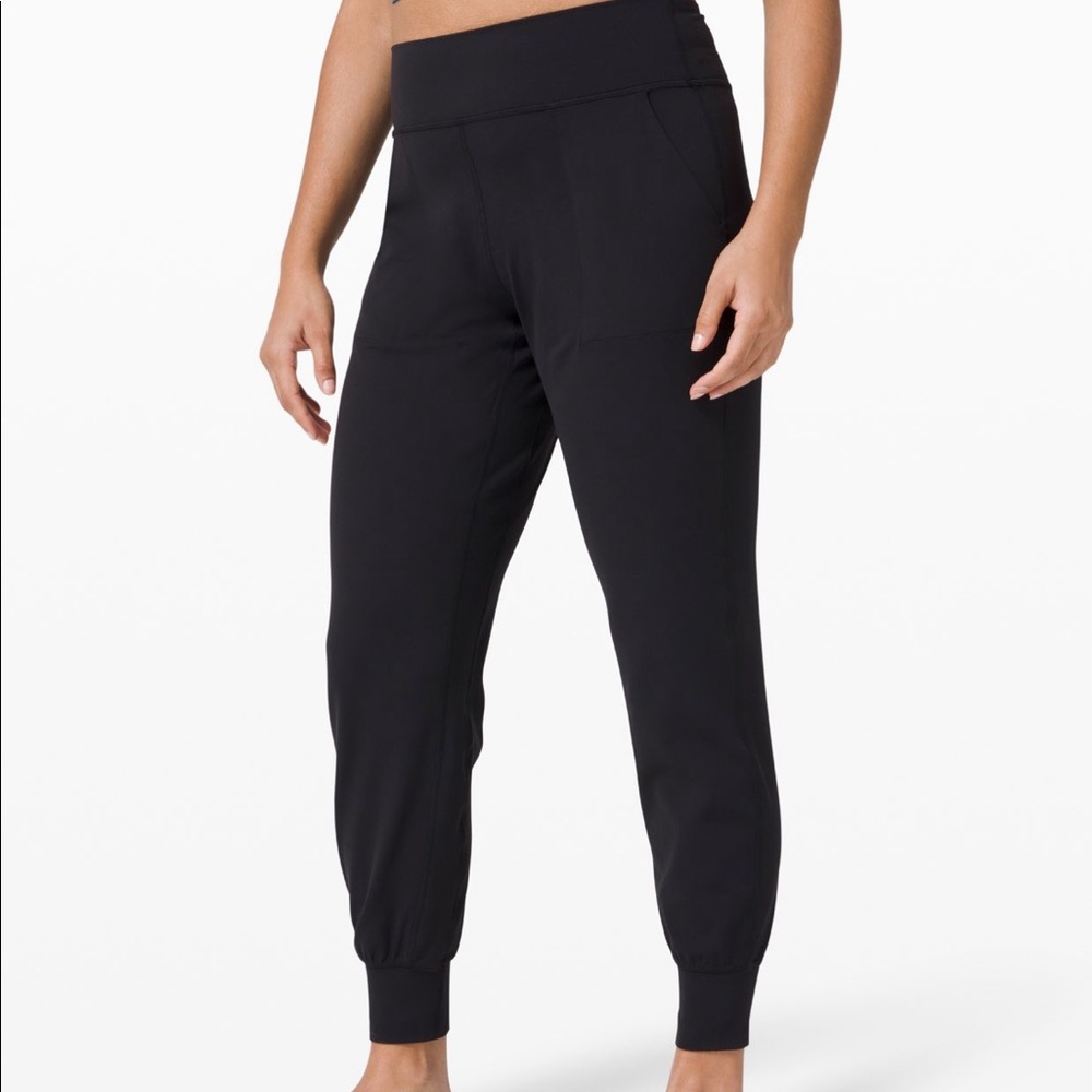 Lululemon Align Joggers (Black)